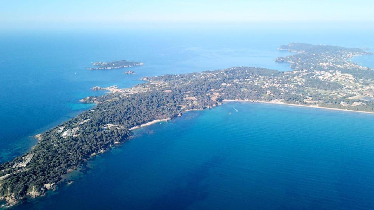 Beautiful Renovated Studio With View- Old Hyeres Luaran gambar