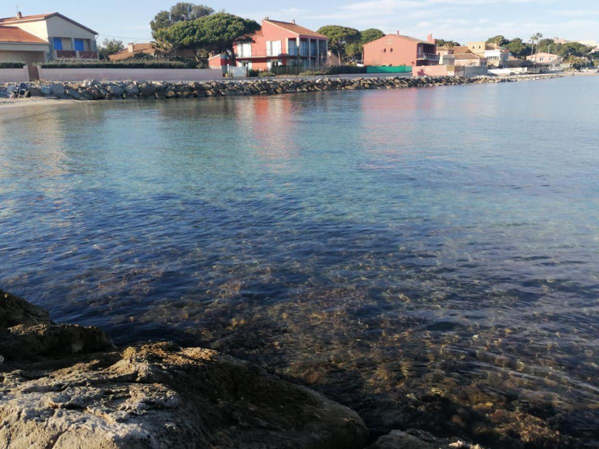 Beautiful Renovated Studio With View- Old Hyeres Luaran gambar